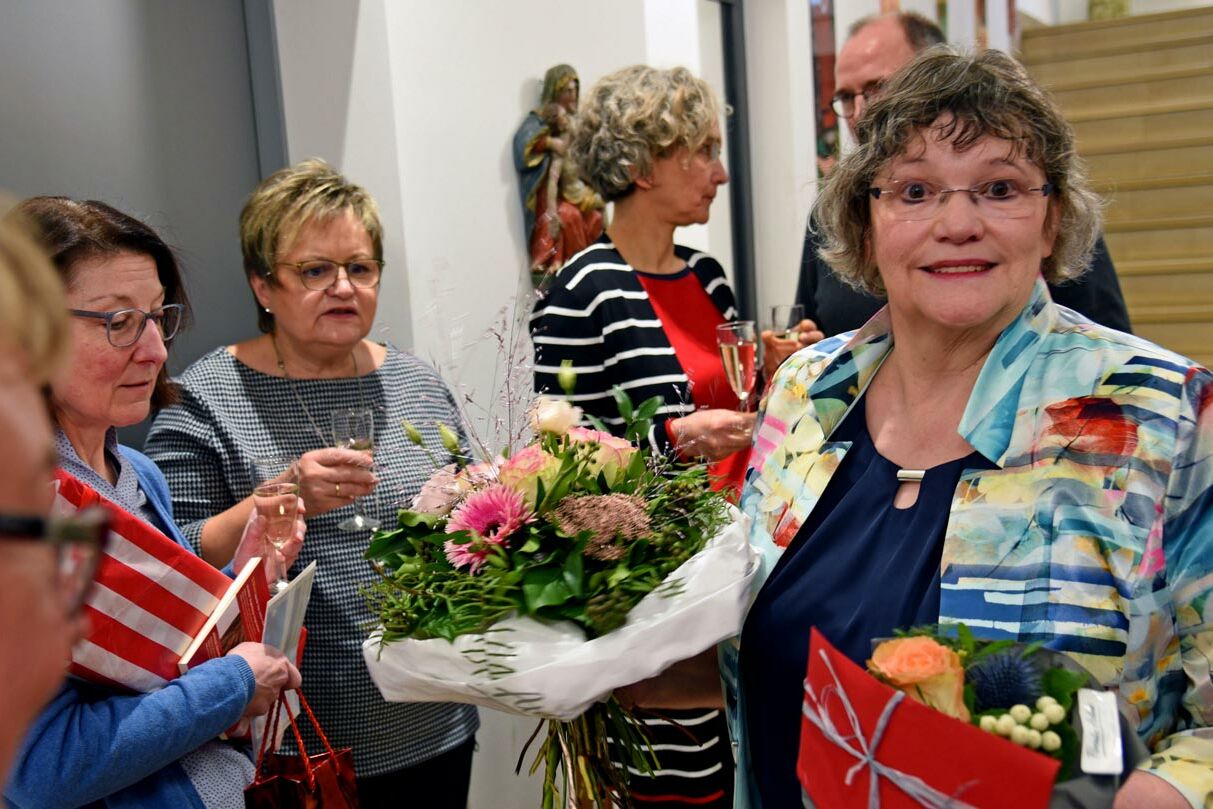 Verabschiedung von Christa Benkert im Kreis der Mitarbeiter im Bonifatiushaus. (Foto: Theresa Meier)