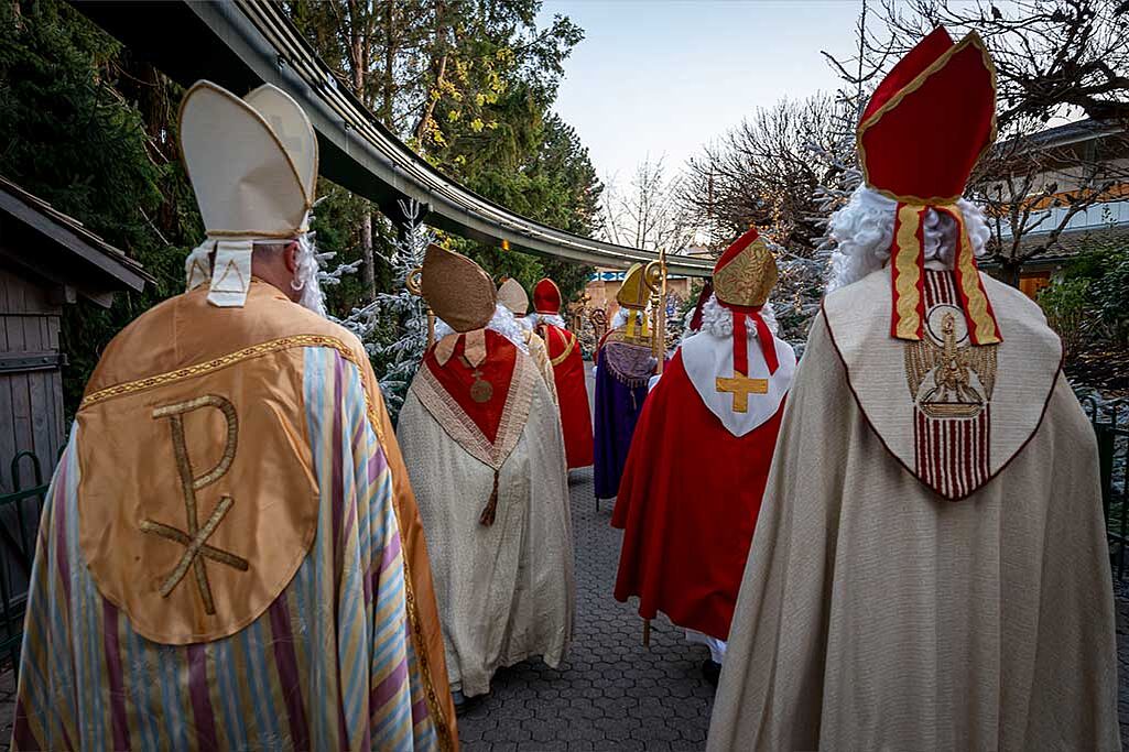 Gemeinsam zogen sie durch den Europa-Park. (Foto: © Europa-Park )