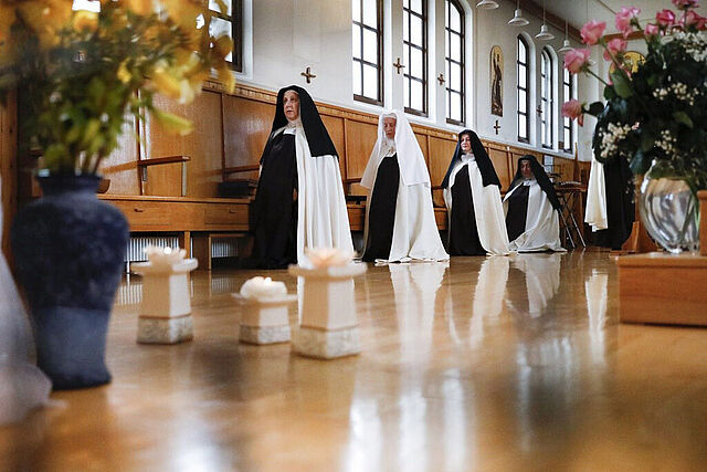 Sie leben für Gott und beten für die Welt. (Foto: Karmelitinenn-Kloster Hafnarfjördur) 