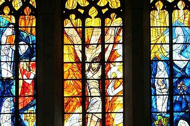 Kirchenfenster im Ursulinenkloster, Foto: Ursulinenkloster