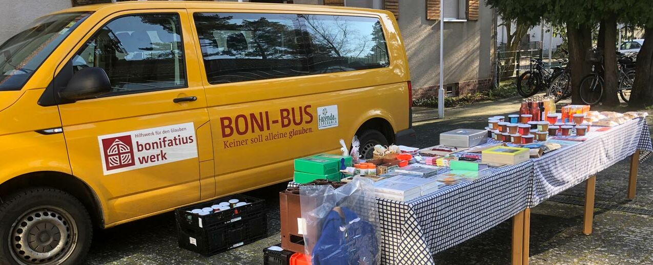 Die umfangreiche Produktpalette kann dank eines BONI-Busses komfortabel transportiert werden. (Foto: Kleberson Jasper)