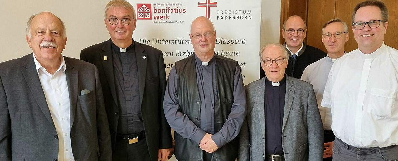 Die Vorstandsmitglieder des Diözesan-Bonifatiuswerkes Paderborn beschlossen verschiedene Projekte, um die katholischen Kirchengemeinden in den Diaspora-Gebieten des Erzbistums Paderborn zu stärken. (Foto: Erzbistum Paderborn)