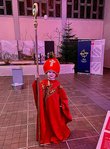 Selbst mal in die Rolle des Nikolaus schlüpfen dürfen war erlaubt bei der "Tat.Ort.Nikolaus-Aktion" in Saarbrücken (Foto: privat)