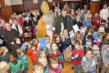 Maite Kelly und Bonifatiuswerk rufen Weihnachtsmannfreie Zone in München aus