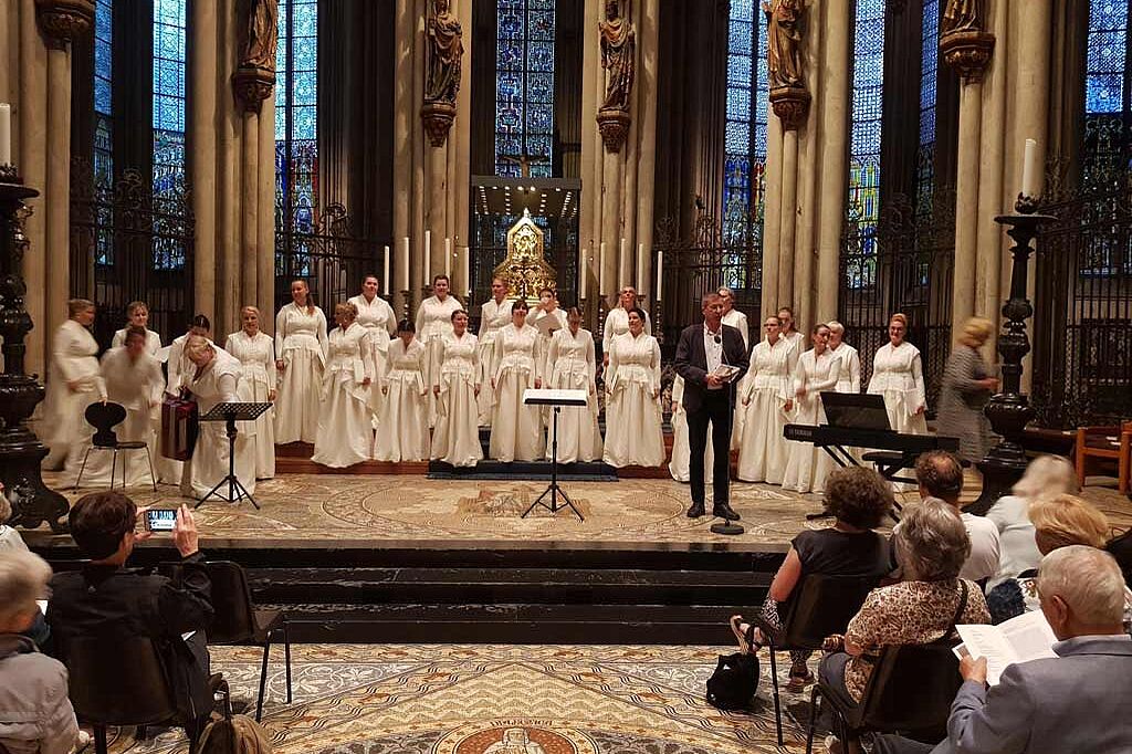 Über die Arbeit des Diözesan-Bonifatiuswerkes Köln sowie die des Bonifatiuswerkes im Allgemeinen berichtete Nadim Ammann, Vorsitzender Diözesan-Bonifatiuswerkes Köln. (Foto: Daniel Born)