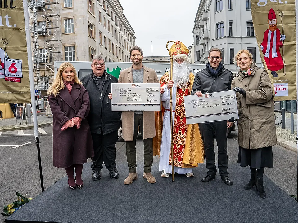 Eröffnung der Nikolausaktion in Berlin. (Foto: Hartmut Salzmann)