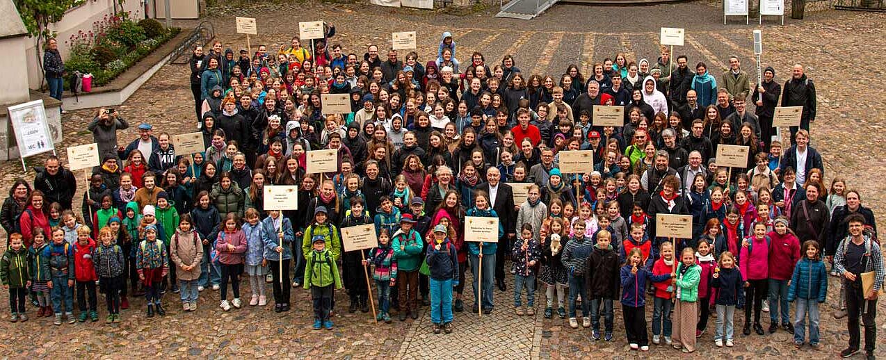 330 Kinder und Jugendliche aus 17 verschiedenen Chören des Verbandes Pueri Cantores Region Ost trafen sich in Neuzelle um miteinander zu singen, zu spielen und Gott zu preisen. (Foto: V. Feiler)