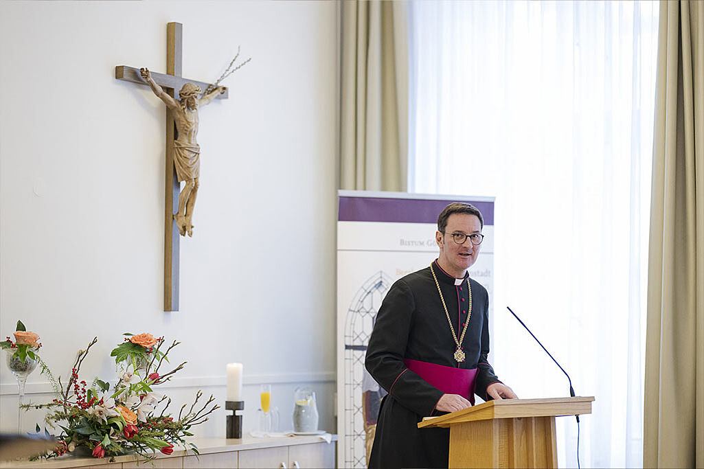 Vorsitzender des Diözesan-Bonifatiuswerkes, Generalvikar Markus Kurzweil, bei seiner Rede. (Foto: Pawel Sosnowski)