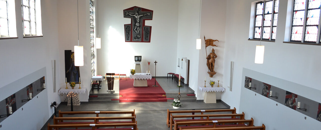 Der Innenraum der frisch renovierten Kirche. (S. Moser)