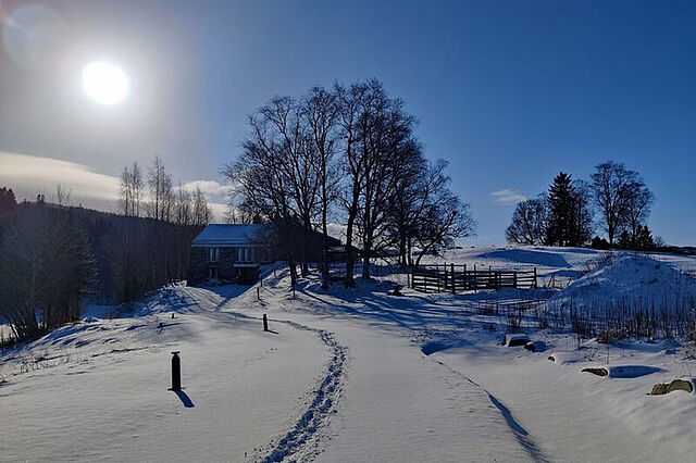 Das Kloster Munkeby liegt etwa sechs Kilometer von der Stadt Levanger entfernt idyllisch in der Natur. (Foto: Paul Bonte)