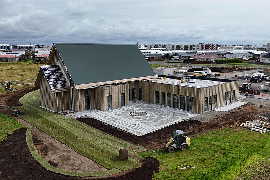 Unter Dach und Fach: Kirchenneubau schreitet voran (Foto: Ivan Sovic)