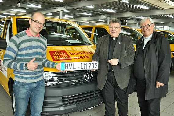 v. l.: Jasper Kleberson, Msgr. Georg Austen, Pastor Paul Stapel, Foto Sr. Theresita M. Müller