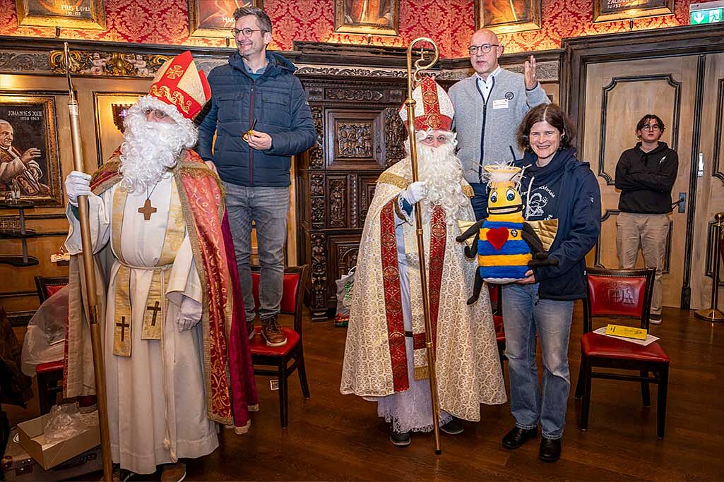 Gemeinsam mit dem Organisations-Team aus dem Erzbsitum Freiburg. (Foto: © Europa-Park )