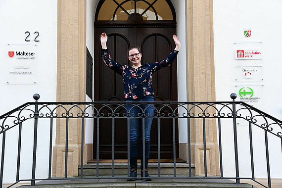 Die Paderbornerin freut sich auf ihre Zeit im Bonifatiuswerk. Foto: Theresa Meier