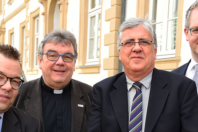 Besuch aus Schweden im Bonifatiuswerk: Staffan Livehed und John Mossop aus dem Bistum Stockholm (v.l.) mit Msgr. Georg Austen und Thomas Twents (h.) Foto: Theresa Meier