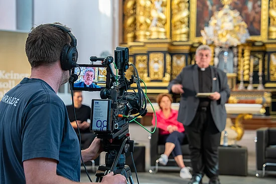 DOMRADIO.DE hat die Veranstaltung "Mut zur Hoffnung" des Bonifatiuswerkes im Livestream übertragen. Foto: Hartmut Salzmann