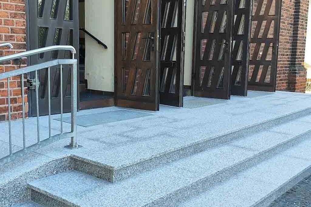 Die Kirche ist wieder offen für die Gottesdienstbesucher. (Foto: Johannes Doll)