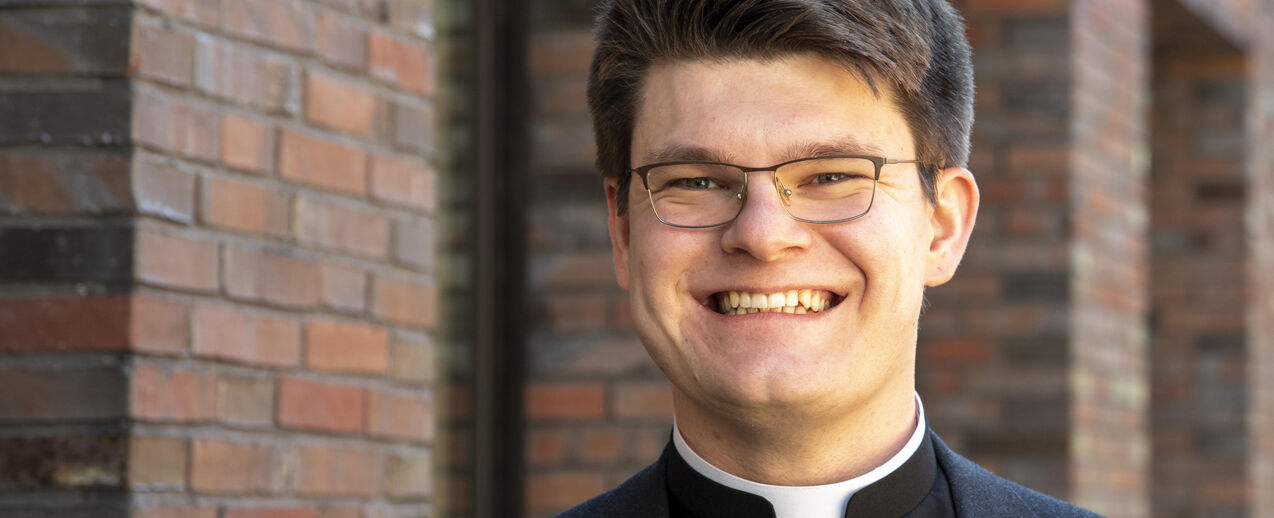 Diakon Rolf Marcel Fischer empfängt an diesem Samstag im Paderborner Dom das Sakrament der Priesterweihe (Foto: Thomas Throenle / Erzbistum Paderborn)