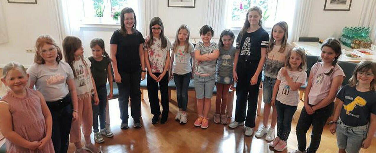 Kinder, Jugendliche und junge Erwachsene studierten ein Musical über das Leben des heiligen Franziskus ein. (Foto: International Musical Academy/GZ Franziskus)