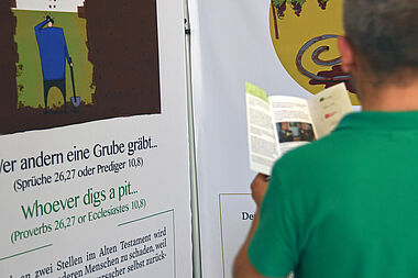 Ein Besuch in der Ausstellung „Biblische Bildworte“ im Forum St. Liborius in Paderborn lohnt sich bestimmt. Foto: Patrick Kleibold