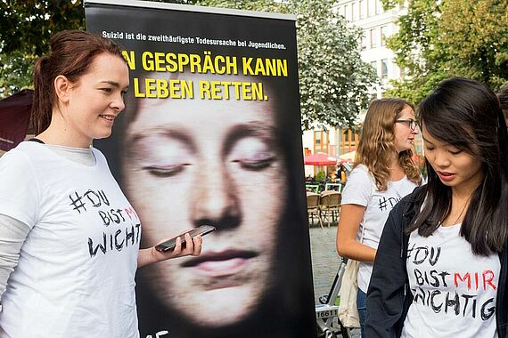 Der Hashtag "#dubistmirwichtig" ist ein fester Bestandteil von der Kampagne. (Foto: U25)