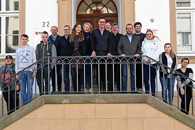 Bereits zum sechsten Mal bieten Paderborner Unternehmen Jugendlichen aus der Sozialeinrichtung Manege in Berlin ein Praktikum an. Das Praktikantenprojekt ist eine Kooperation zwischen dem Bonifaiuswerk, dem Rotary Club Paderborn Stadt und Land und der Sozialeinrichtung Manege in Berlin. Foto: Patrick Kleibold