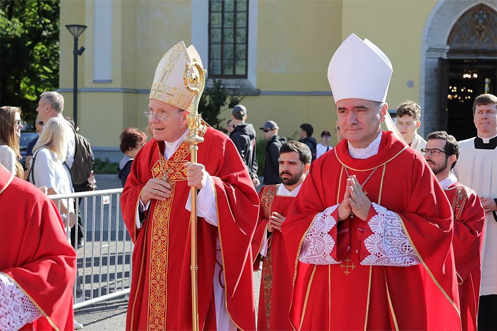 Kardinal Christoph Schönborn (li.) und Bischof  Philippe Jean-Charles Jourdan (Tallinn). Foto: Elena Kovpak-Olev Mihkelma