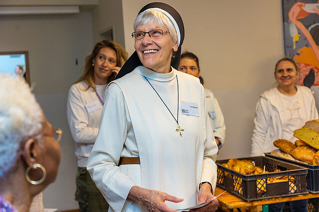 Kopf und Herz von Klaras Küche: Schwester Klarissa Watermann OP. (Foto: H. Salzmann)