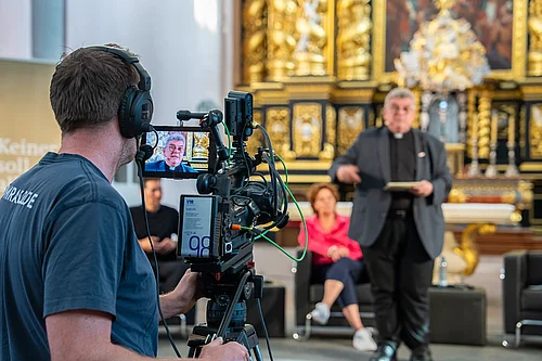 DOMRADIO.DE hat die Veranstaltung "Mut zur Hoffnung" des Bonifatiuswerkes im Livestream übertragen. Foto: Hartmut Salzmann