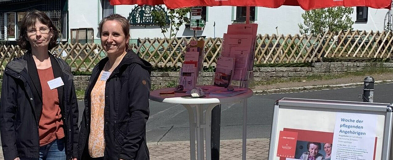 Die Mobile Seniorenberatung auf dem Wochenmarkt in Altenberg. (Foto: Andreas Borowicz)