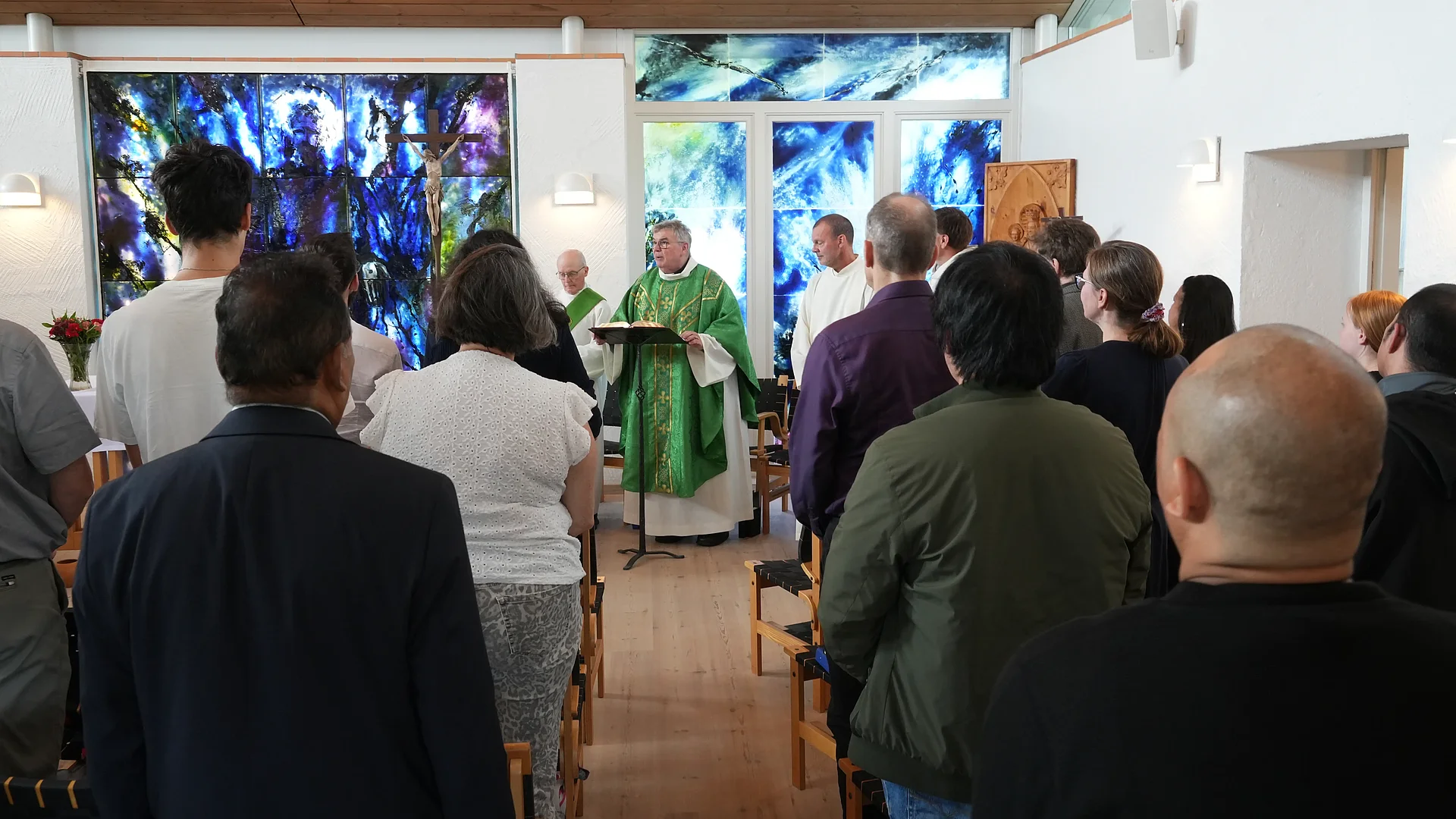 Bonifatiuswerk-Generalsekretär Msgr. Georg Austen während der Messe in der katholischen Gemeinde St. Marien in Tórshavn. Foto: Pfr. Martin Geistbeck