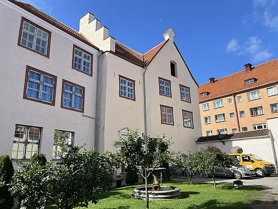 Außenansicht des Schulgebäudes der Michaelschule in Tallinn. (Foto: Bonifatiuswerk)