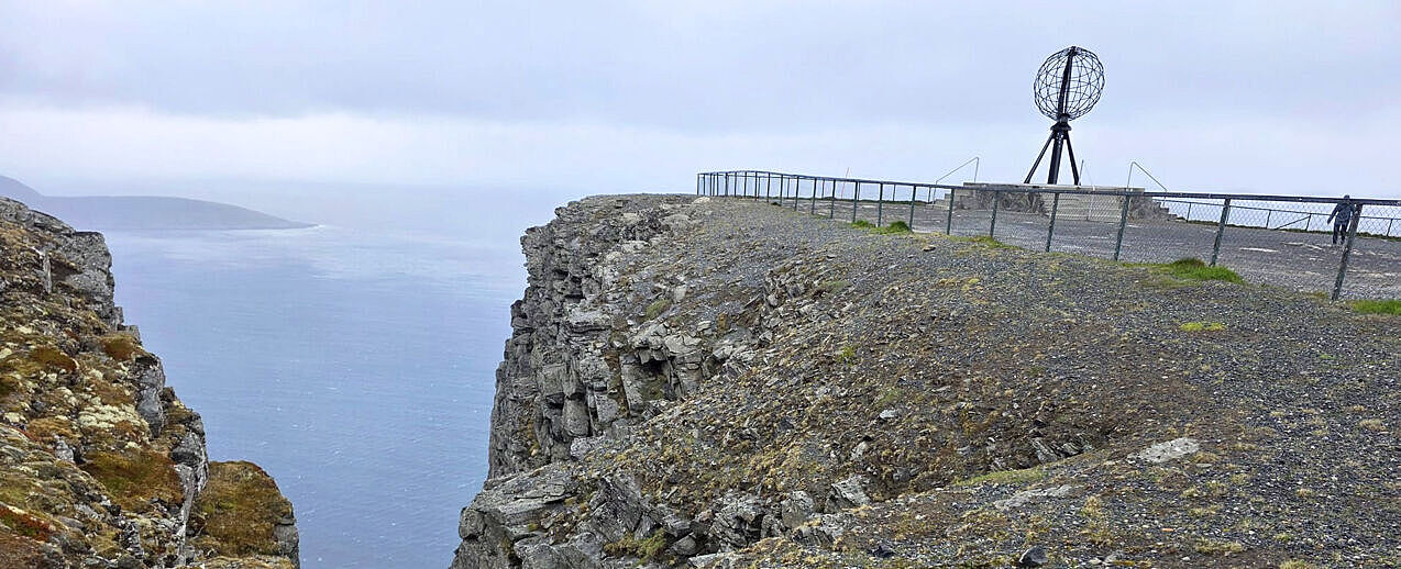 Ein Ort der Stille und Weite: Der Besuch des Nordkaps war ein Highlight der Priesterreise. (Foto: Andreas Kaiser)