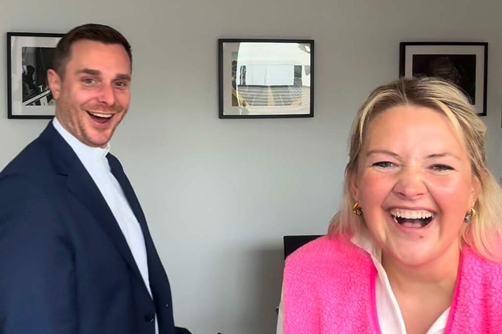 Das katholische Instagram-Duo: Pfarrer David Grüntjens und Michelle Engel. Foto: Michelle Engel