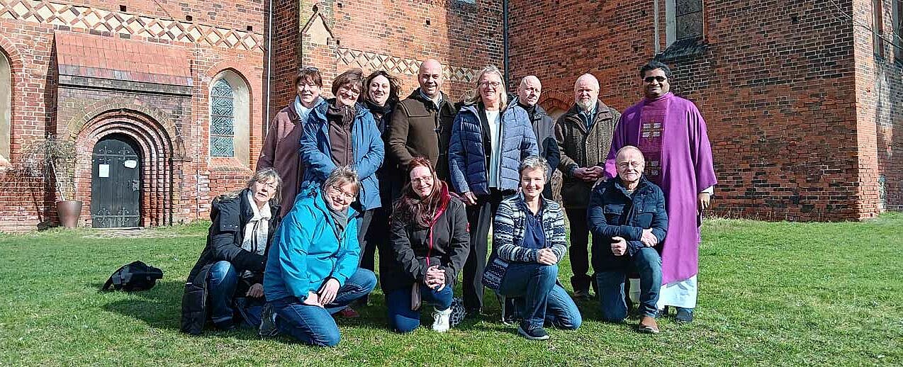 Die Teilnehmerinnen und Teilnehmer des Neugetauften-Wochenendes in Mühlberg haben wertvolle Impulse für den Alltag mitgenommen. (Foto: Roberto Löffler)