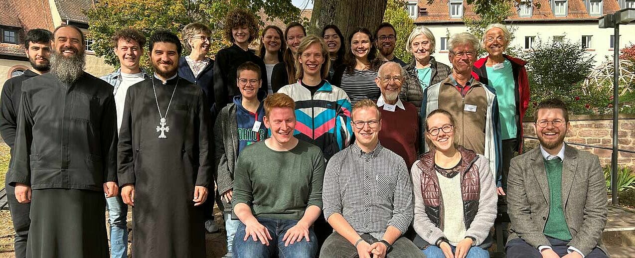 Zu Themen wie Digitalität, ökumenische Spiritualität und #outinchurch tauschten sich die Teilnehmenden am BarCamp Theologie auf Burg Rothenfels begeistert aus. (Foto: Lisa Quarch)