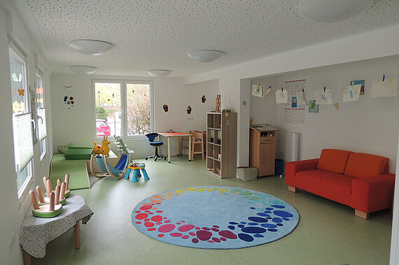 Im Erdgeschoss des Pfarrhauses befindet sich jetzt der Gruppenraum von Krippe 2. (Foto: Michael Fischer) 