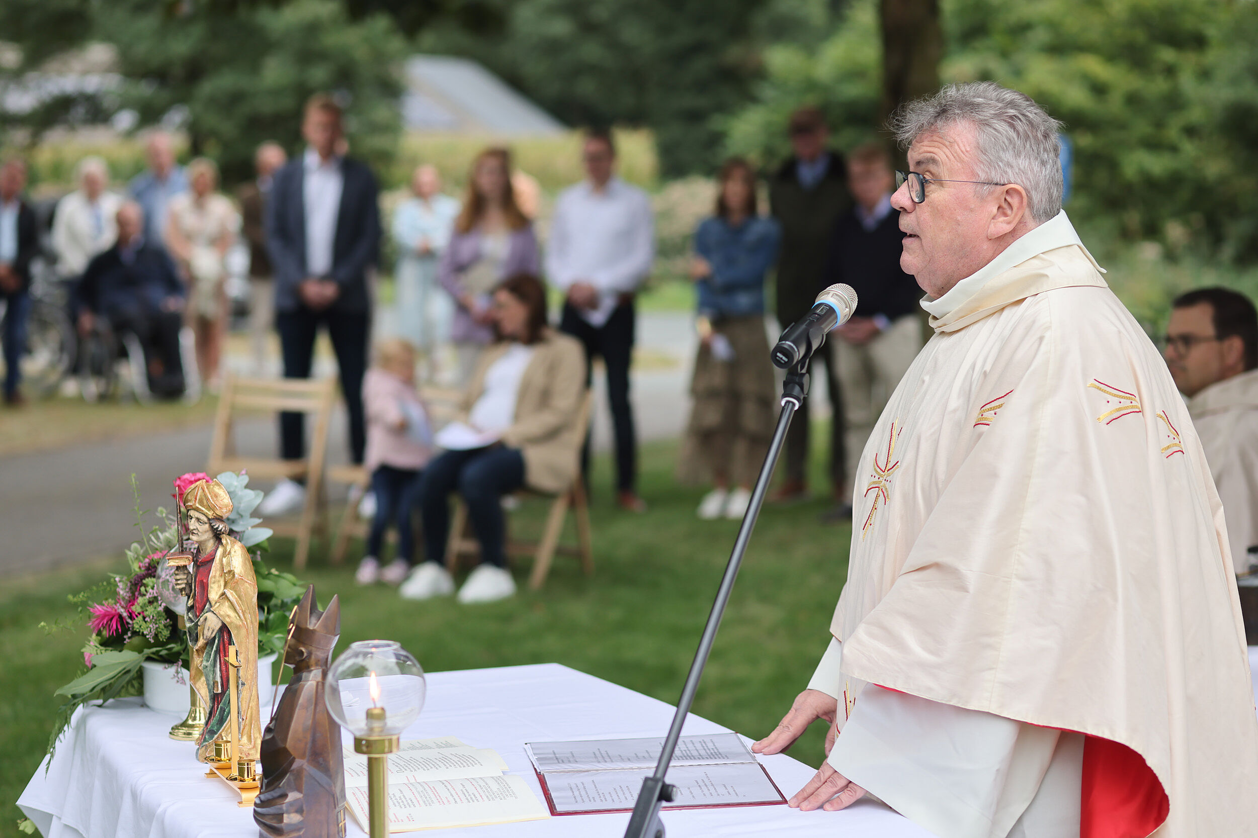 Messfeier und Segnung der neuen St. Liborius Kapelle in Steinhorst (Foto: Bernhard Hoppe-Biermeyer)