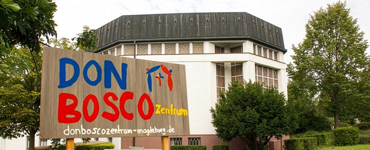 Das Don-Bosco–Jugendzentrum Magdeburg wird derzeit mit Unterstützung des Bonifatiuswerkes saniert. Foto: Don Bosco Schwestern