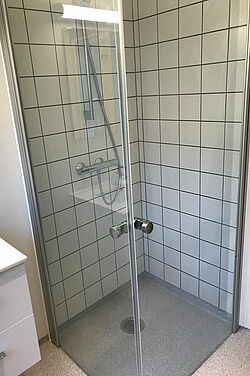 Die Dusche ...
