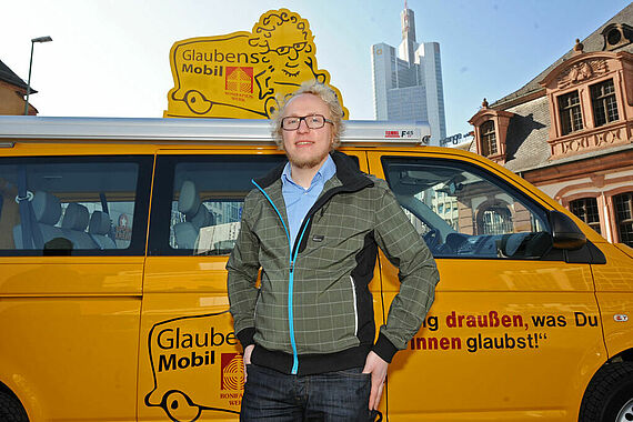 Der Fahrer des GlaubensMobils, Religionspädagoge Johannes Schäfers