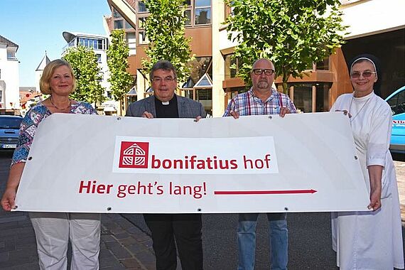 Der Bonifatiushof hat sich als Treffpunkt auf Libori fest etabliert. (Foto: Patrick Kleibold)