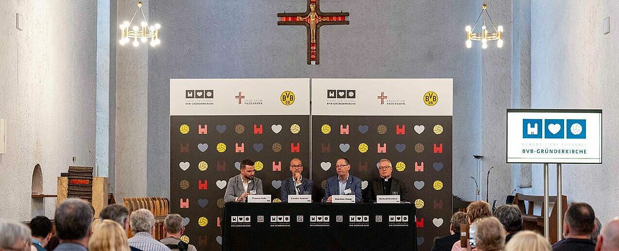 Das Projekt "BVB-Gründerkirche – Glaube, Liebe, Fußball" in der Dreifaltigkeitskirche in Dortmund findet großes Interesse. (Foto: BVB)