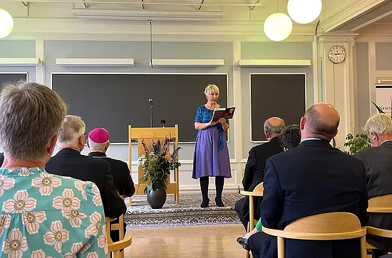 Die schwedische Schauspielerin Pia Johansson las aus den Werken von John Henry Newman vor. Foto: Ritha Eriksson 
