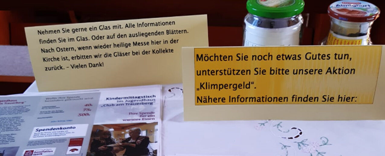 "Klimpergeld für ein warmes Mittagessen für Schulkinder" (Foto: Norbert Zwingmann)