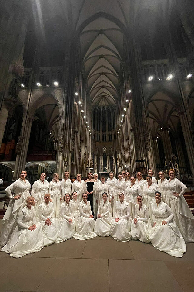 Der BALTA-Chor im Kölner Dom. (Foto: Inese Švekle)