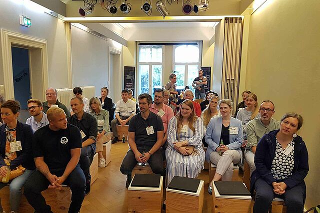 Die mehr als 40 Teilnehmer lernten an den zwei Tagen viel neues zu den Themen Improvisation und Storytelling. (Foto: Daniel Born)