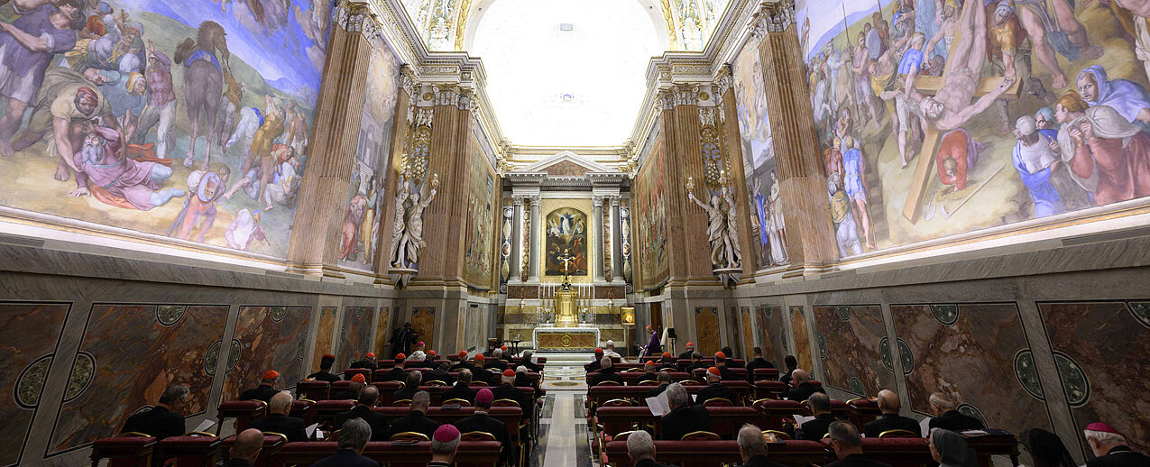 In der Paulinischen Kapelle im Apostolischen Palast finden die diesjährigen Fastenexerzitien unter Leitung von Bischof Erik Varden statt. (Foto: Vatican Media)