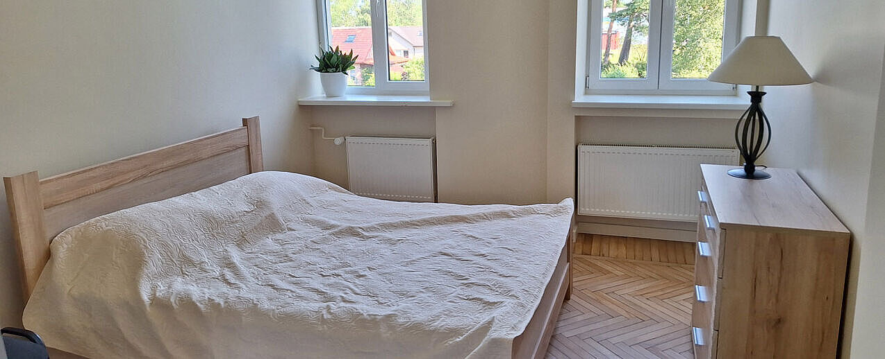 Ein Blick in ein zukünftiges Elternschlafzimmer im Gemeinschaftshaus Chemin Neuf in Liepaja. (Foto: Chemin Neuf)