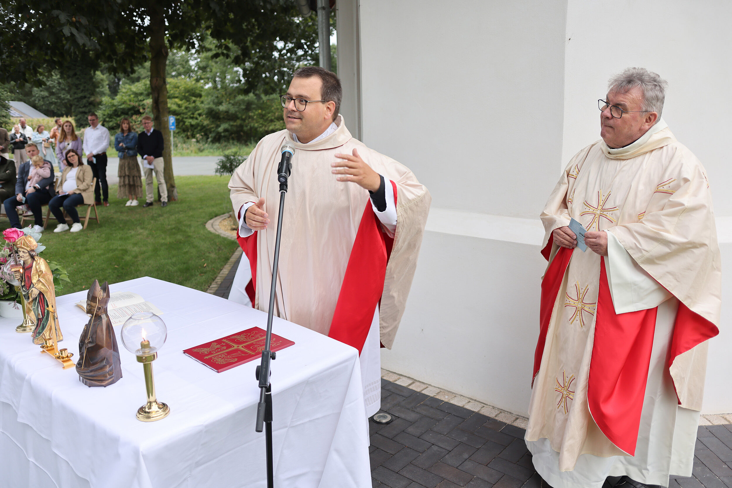 Messfeier und Segnung der neuen St. Liborius Kapelle in Steinhorst (Foto: Bernhard Hoppe-Biermeyer)